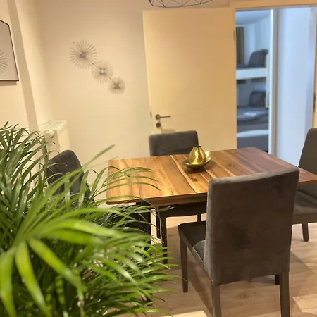 Hilde * رينهاوسن